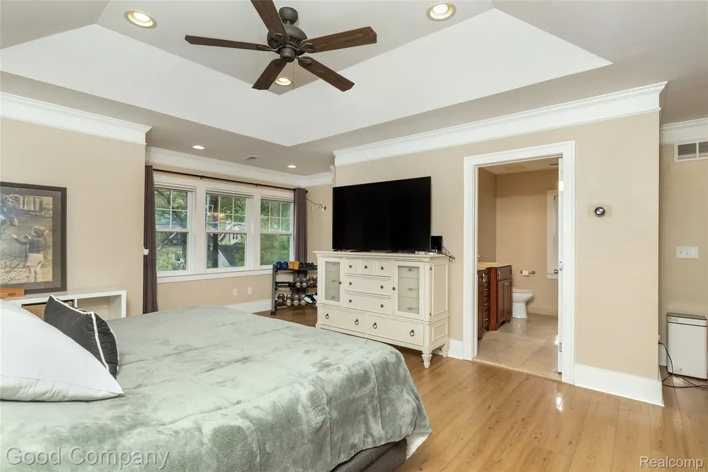 189 W Maplehurst Street Ferndale City MI 48220
