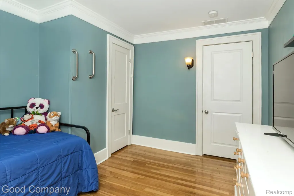 189 W Maplehurst Street Ferndale City MI 48220