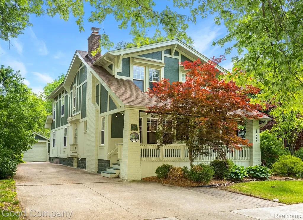 189 W Maplehurst Street Ferndale City MI 48220