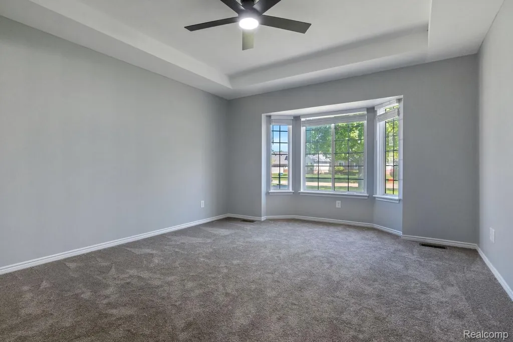 221 Maplewood Drive Brandon Charter Township MI 48348