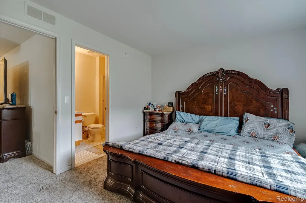 42764 Lilley Pointe Drive Canton Charter Township MI 48187