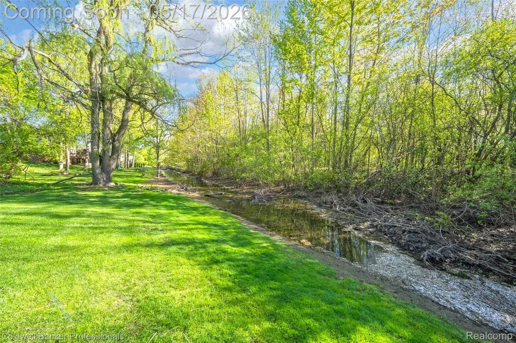 3653 Cedar Brook Drive Rochester Hills City MI 48309