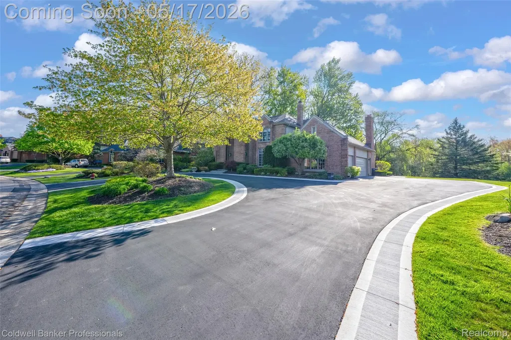 3653 Cedar Brook Drive Rochester Hills City MI 48309