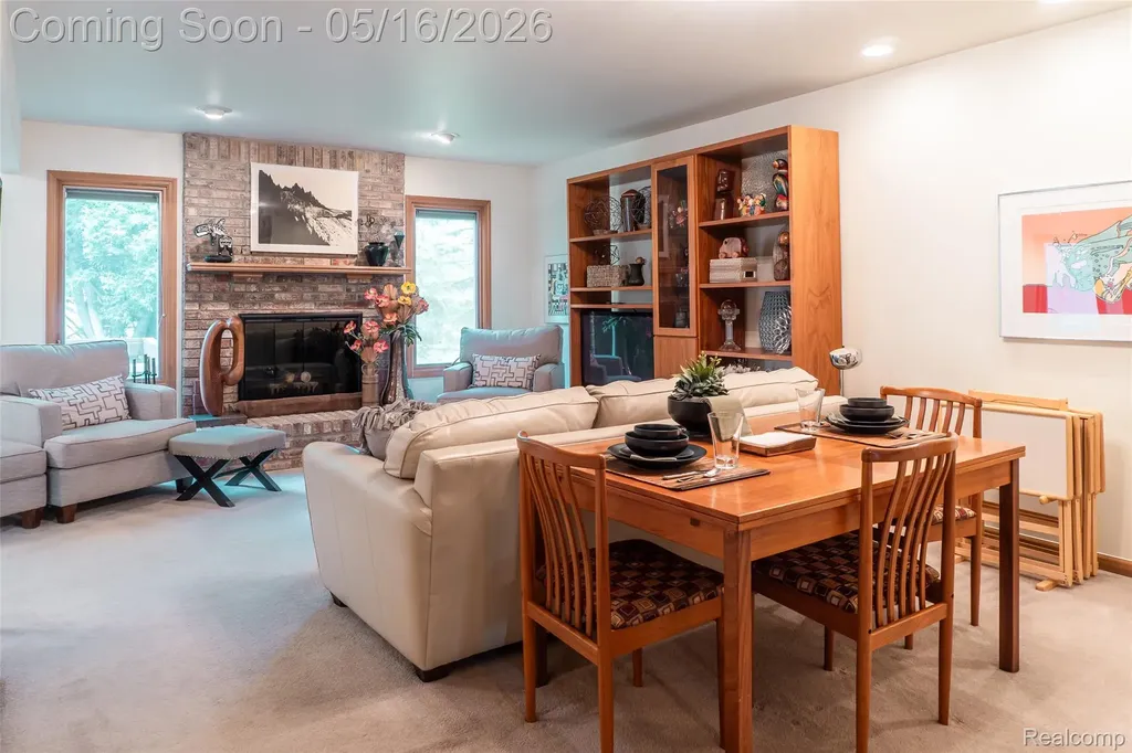 29498 Sylvan Lane Farmington Hills City MI 48334
