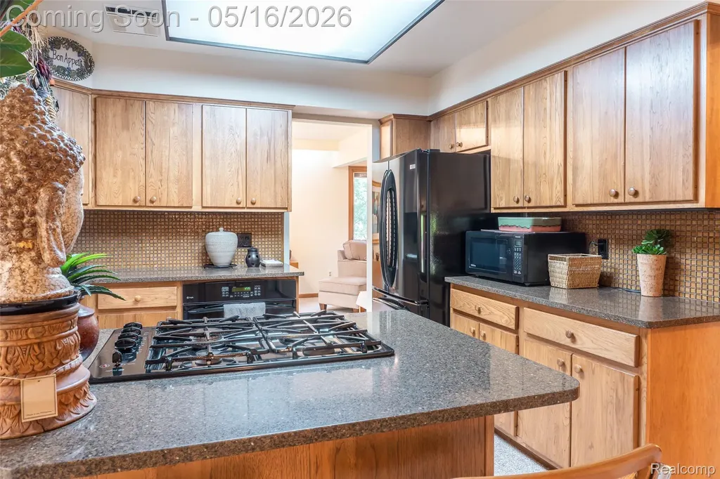 29498 Sylvan Lane Farmington Hills City MI 48334