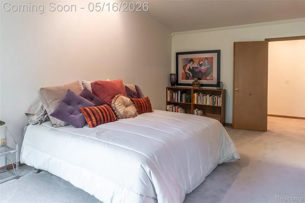 29498 Sylvan Lane Farmington Hills City MI 48334