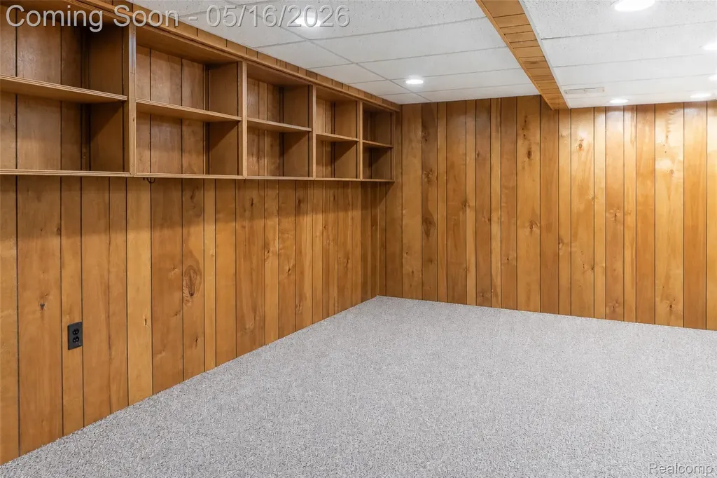 29498 Sylvan Lane Farmington Hills City MI 48334