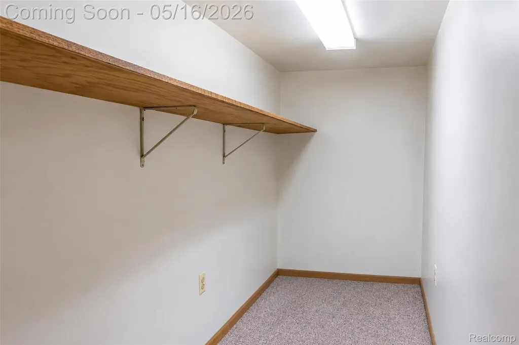 29498 Sylvan Lane Farmington Hills City MI 48334