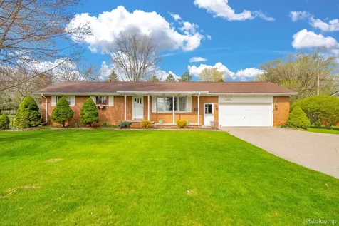 5740 Mill Street Peck Village MI 48466