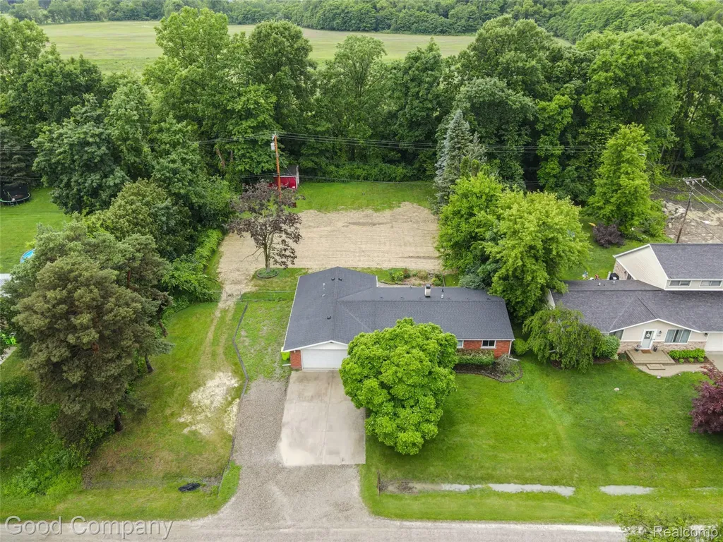 48703 W Ranch Drive Chesterfield Township MI 48051