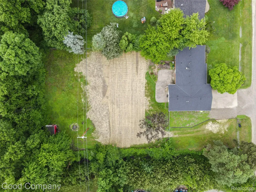 48703 W Ranch Drive Chesterfield Township MI 48051