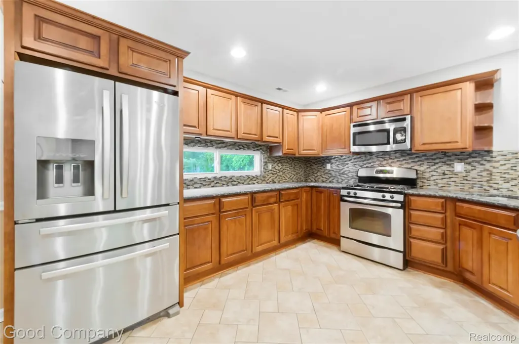 48703 W Ranch Drive Chesterfield Township MI 48051