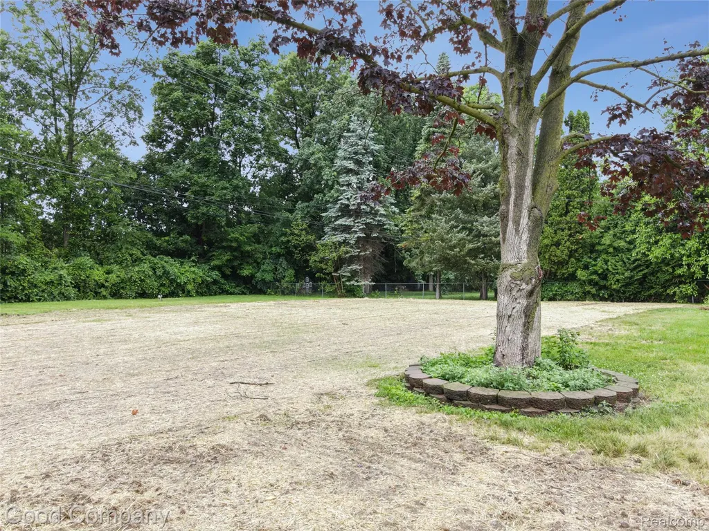 48703 W Ranch Drive Chesterfield Township MI 48051