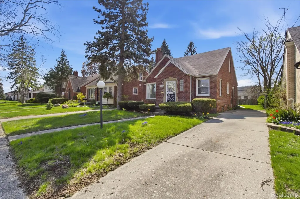 18645 Ardmore Street Detroit City MI 48235