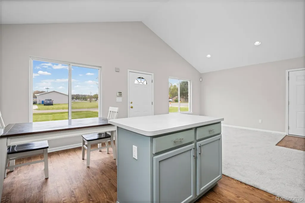 2660 Pontiac Lake Road Waterford Charter Township MI 48328
