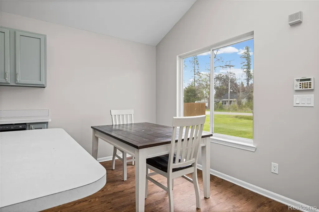 2660 Pontiac Lake Road Waterford Charter Township MI 48328