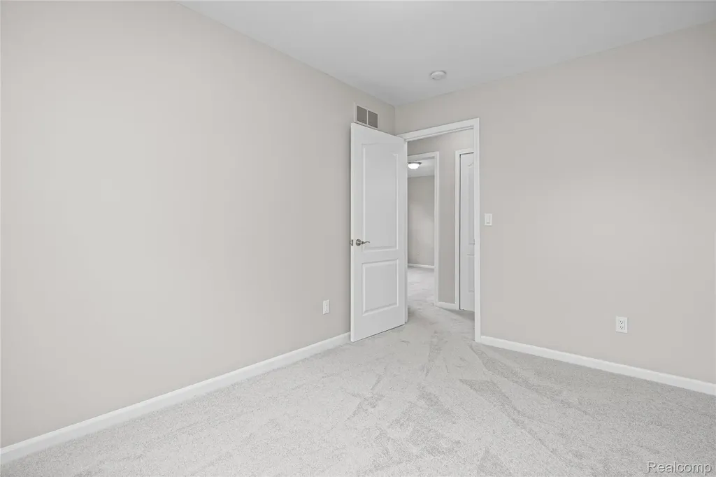2660 Pontiac Lake Road Waterford Charter Township MI 48328