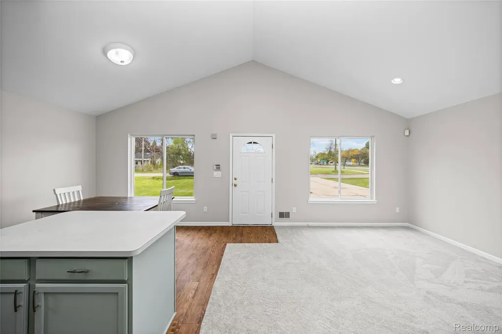 2660 Pontiac Lake Road Waterford Charter Township MI 48328