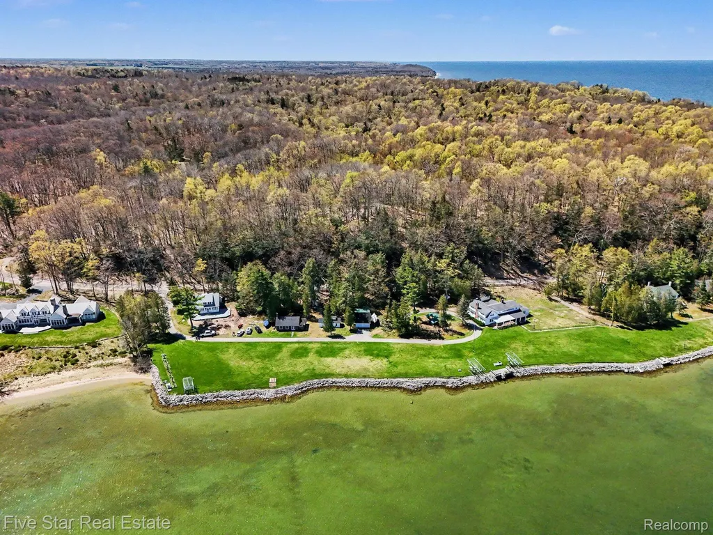 0000 Crescent Beach Road Onekama Township MI 49660