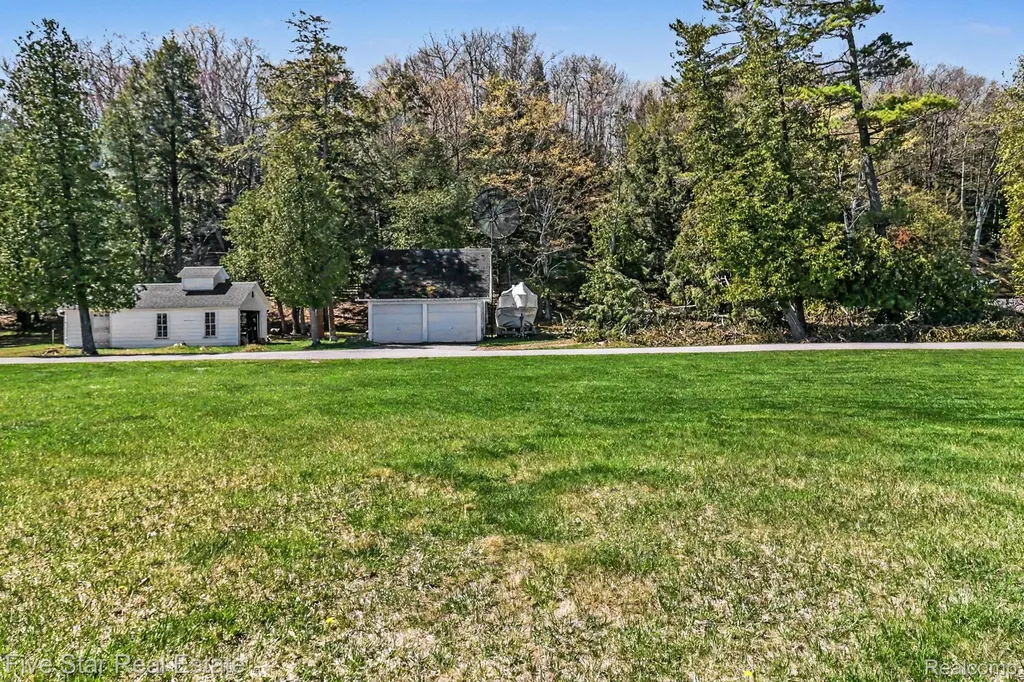 0000 Crescent Beach Road Onekama Township MI 49660