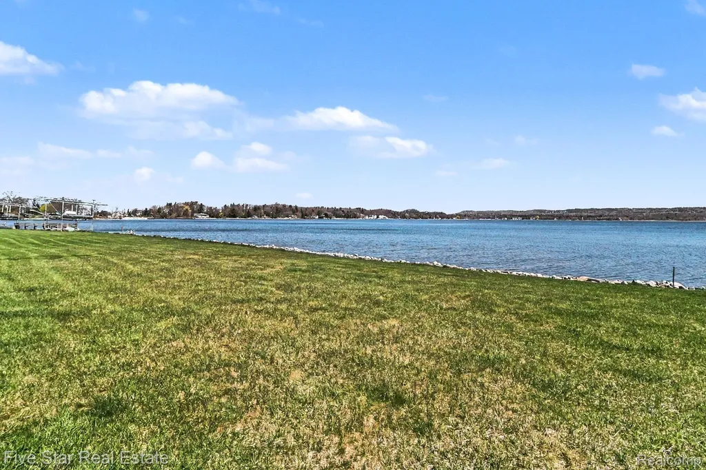 0000 Crescent Beach Road Onekama Township MI 49660