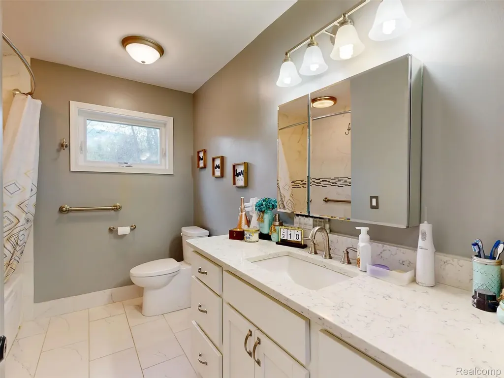 10300 Clark Road Springfield Charter Township MI 48350