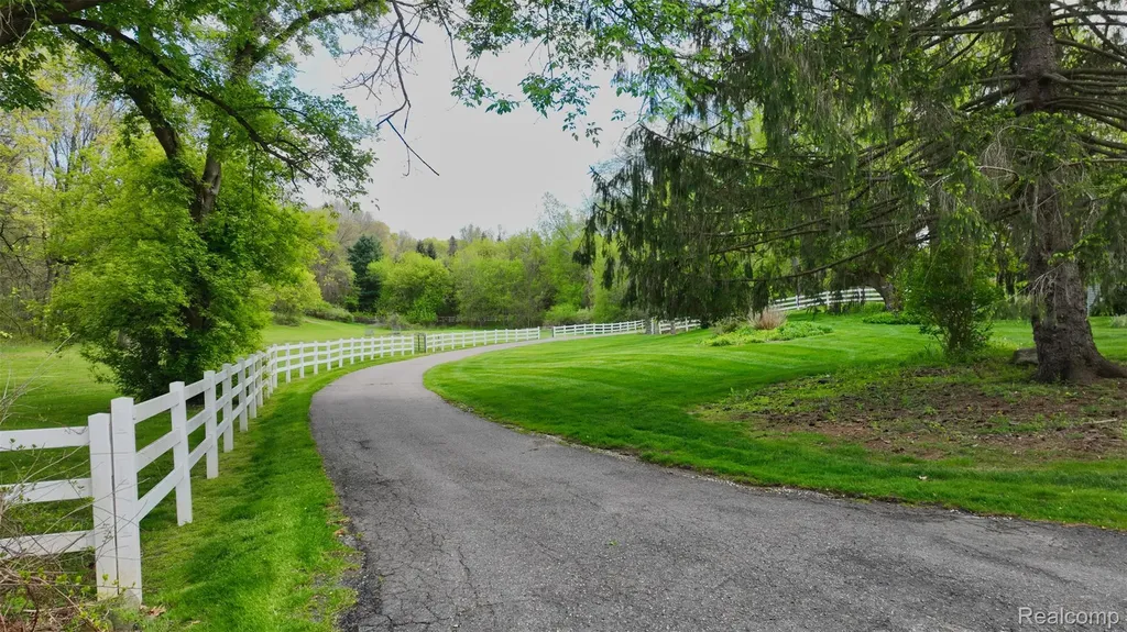 10300 Clark Road Springfield Charter Township MI 48350