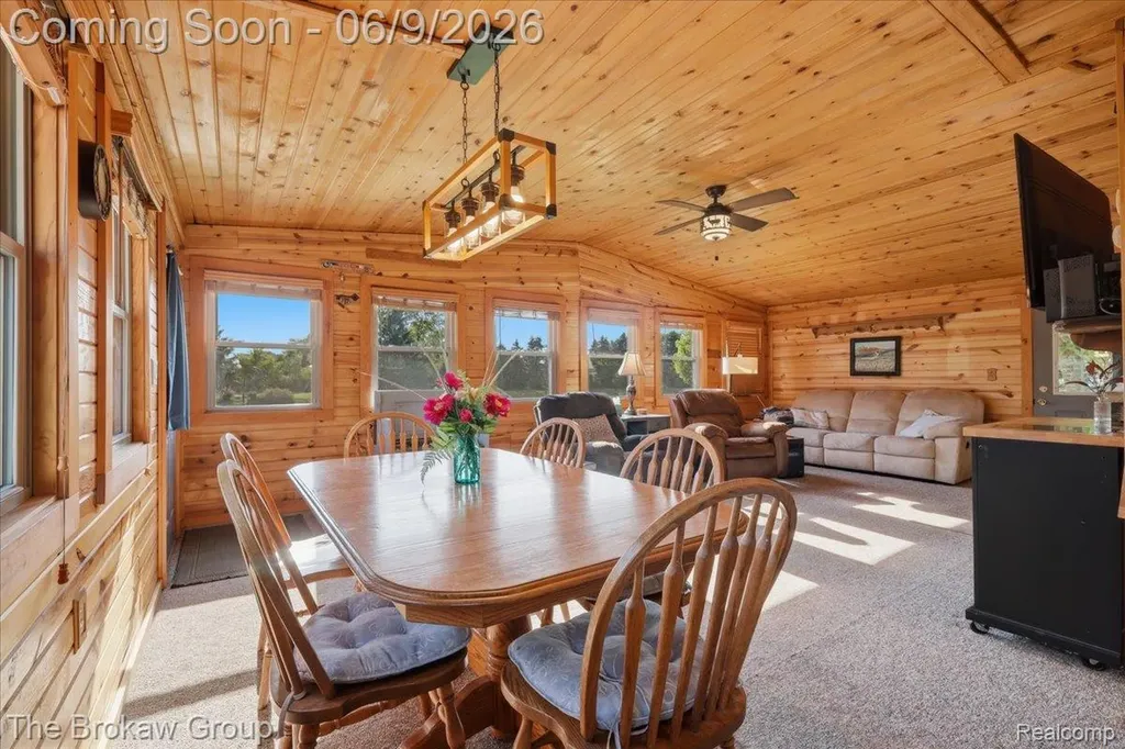 5461 N Henderson Road Richfield Township MI 48423
