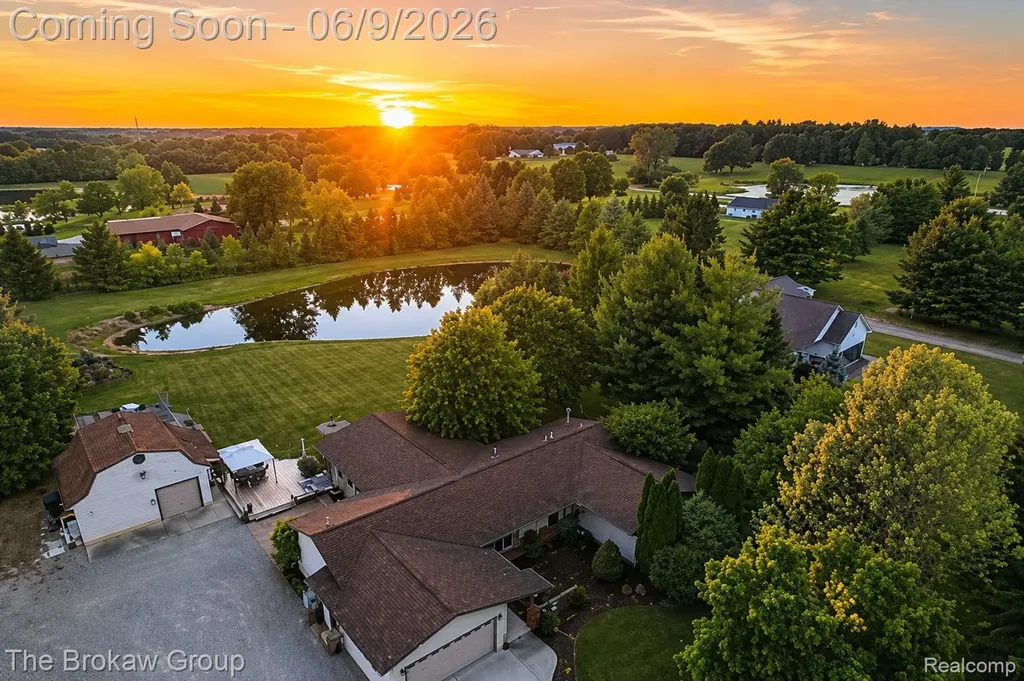 5461 N Henderson Road Richfield Township MI 48423