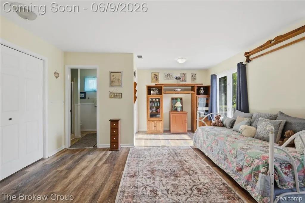 5461 N Henderson Road Richfield Township MI 48423