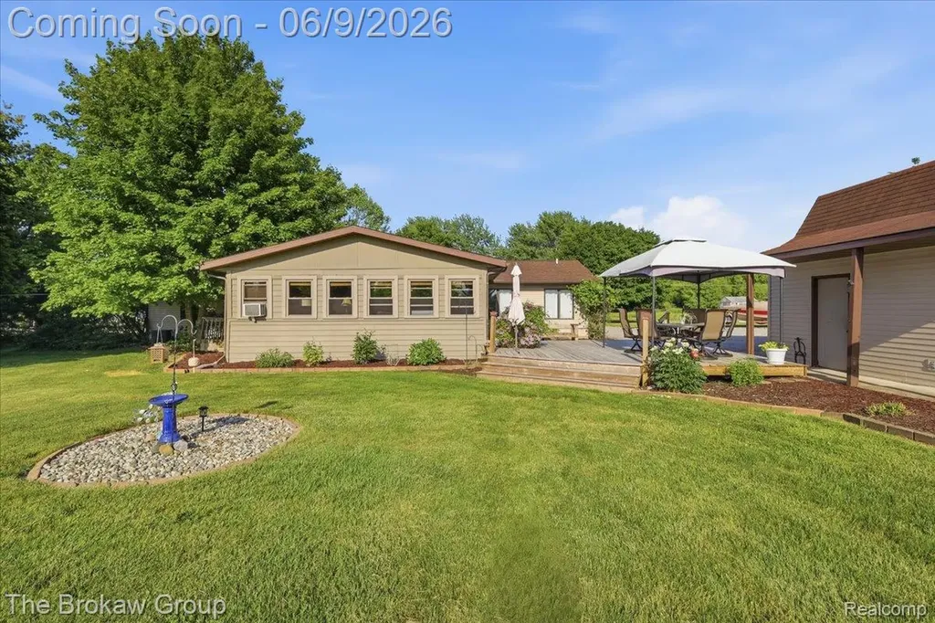 5461 N Henderson Road Richfield Township MI 48423