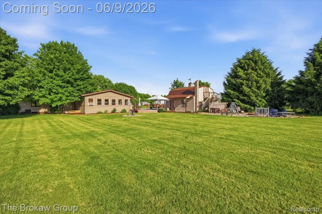 5461 N Henderson Road Richfield Township MI 48423