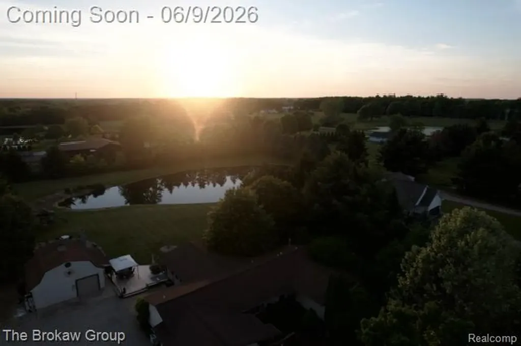 5461 N Henderson Road Richfield Township MI 48423