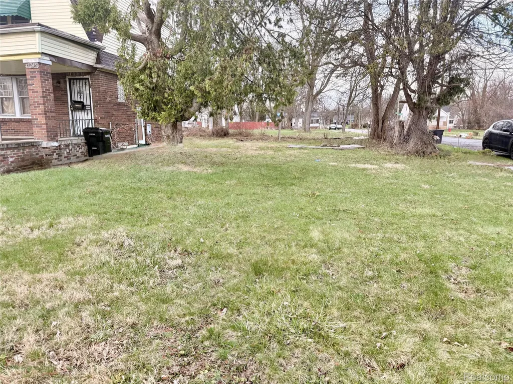 17245 Evergreen Road Detroit City MI 48219