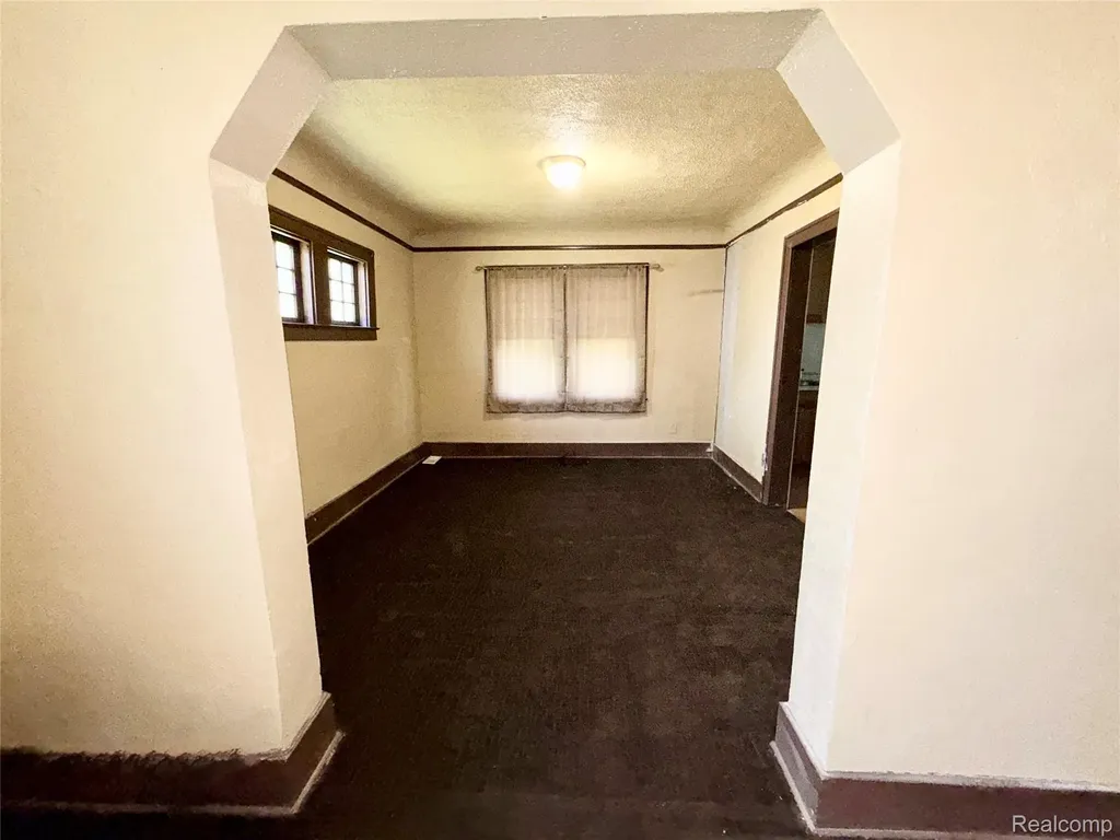 17245 Evergreen Road Detroit City MI 48219