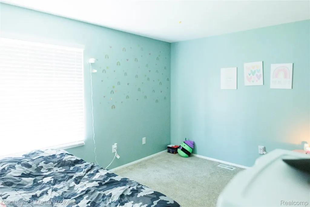 8493 Pepper Ridge Drive E Grand Blanc Charter Township MI 48439