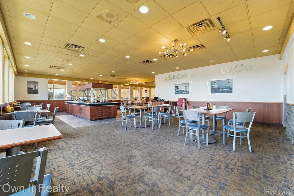 3756 S Rochester Road Rochester Hills City MI 48307