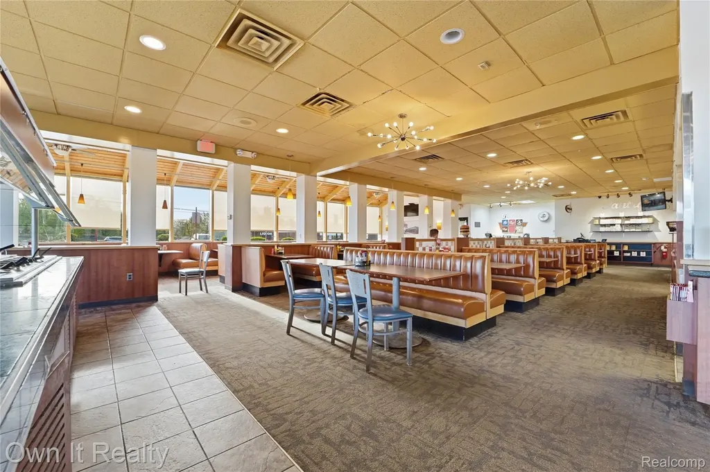 3756 S Rochester Road Rochester Hills City MI 48307