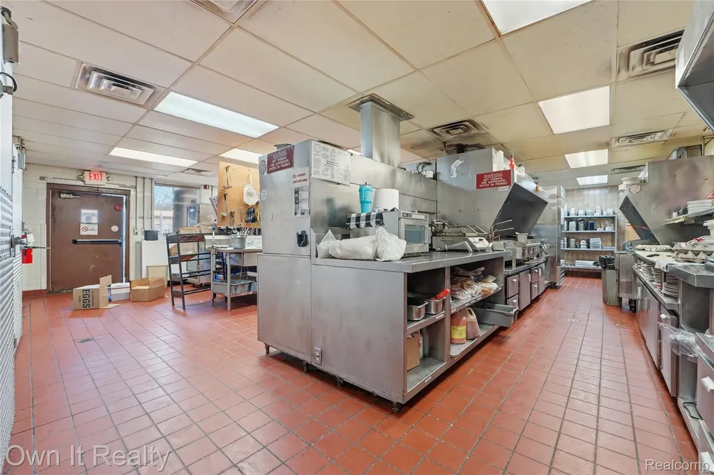 3756 S Rochester Road Rochester Hills City MI 48307