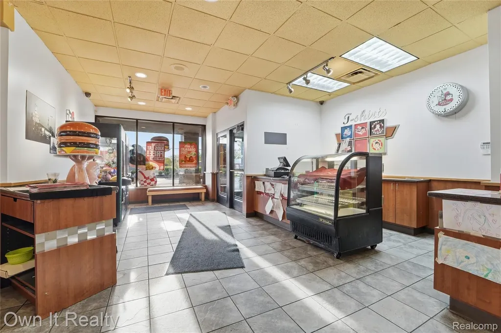 3756 S Rochester Road Rochester Hills City MI 48307