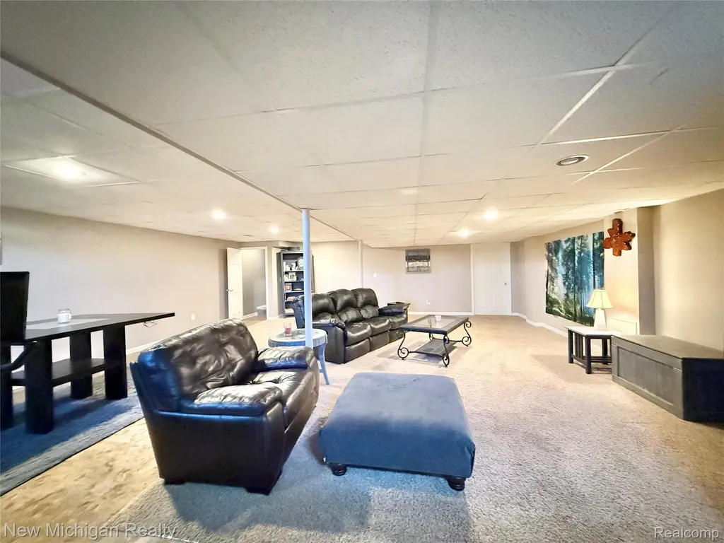 8205 Peninsula Circle Mundy Township MI 48439