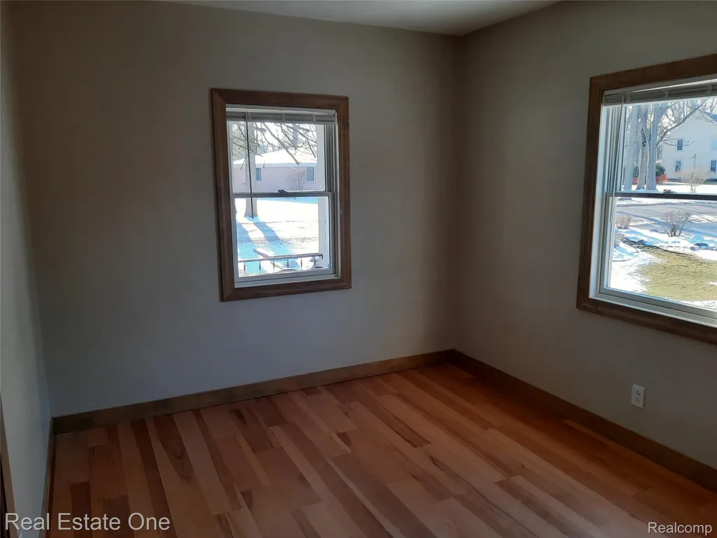 1850 + 1852 Ward Road Bloomfield Charter Township MI 48302