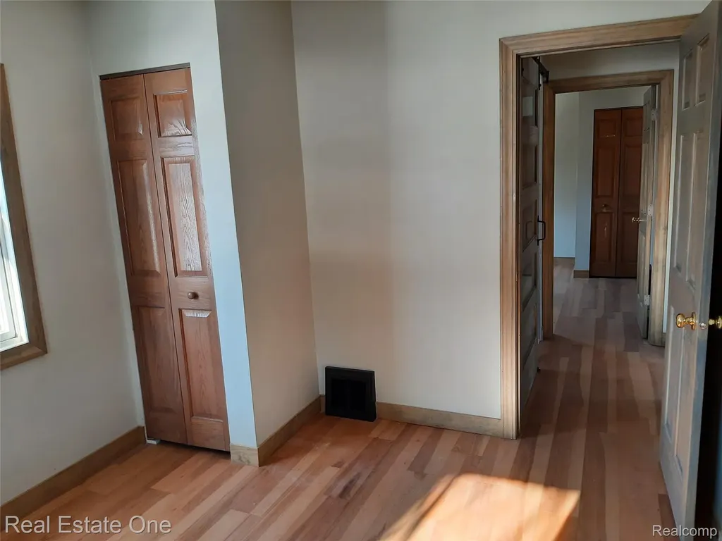 1850 + 1852 Ward Road Bloomfield Charter Township MI 48302