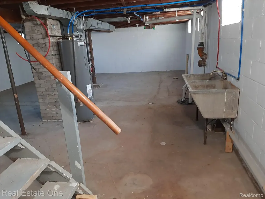 1850 + 1852 Ward Road Bloomfield Charter Township MI 48302