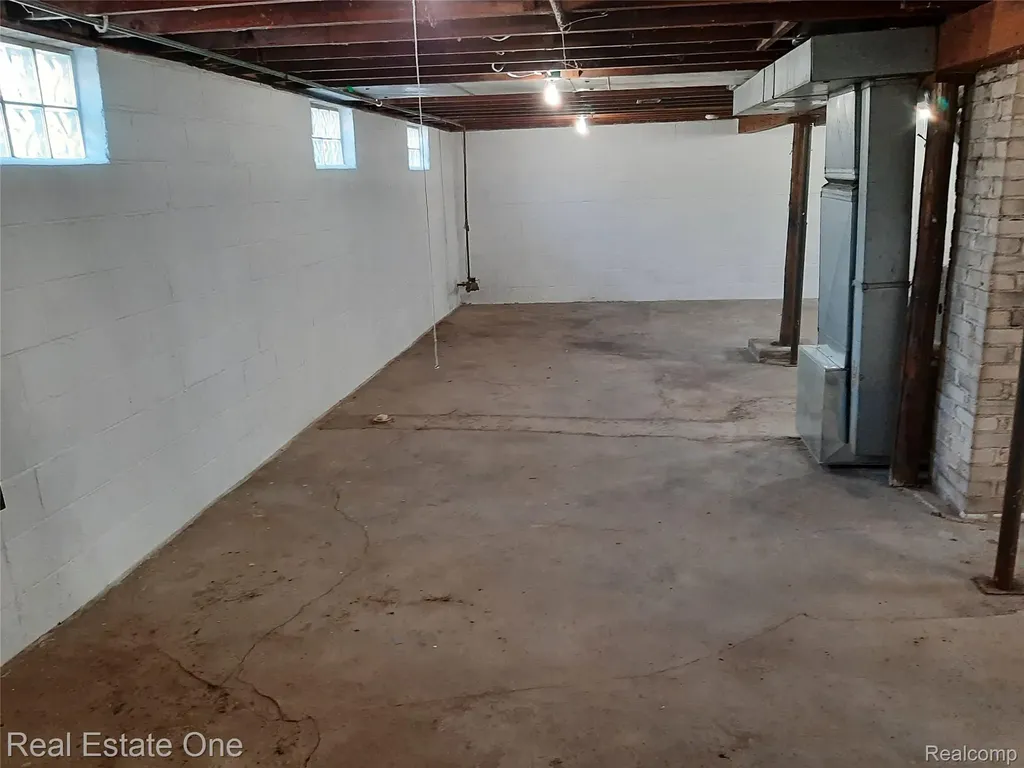 1850 + 1852 Ward Road Bloomfield Charter Township MI 48302