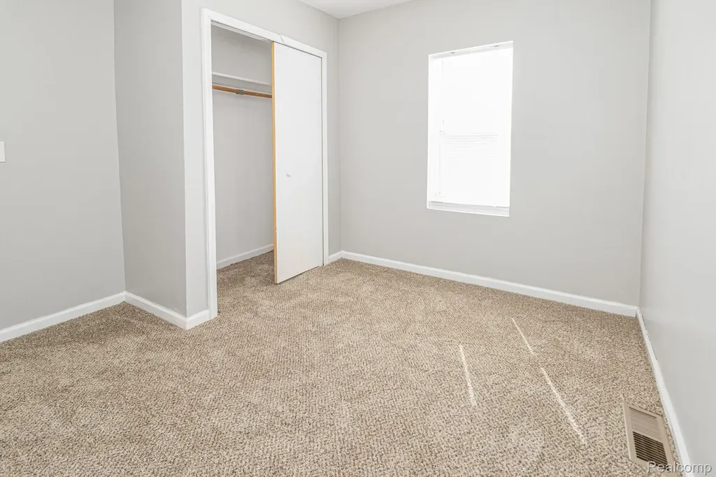 30064 Ann Arbor Trail Westland City MI 48185