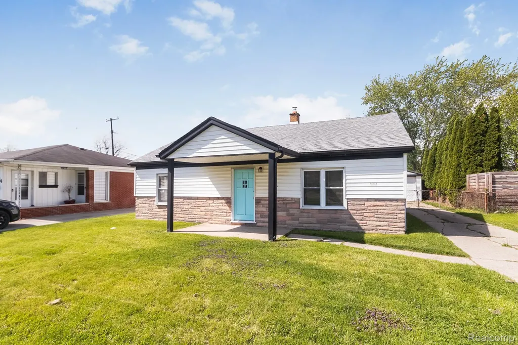 30064 Ann Arbor Trail Westland City MI 48185