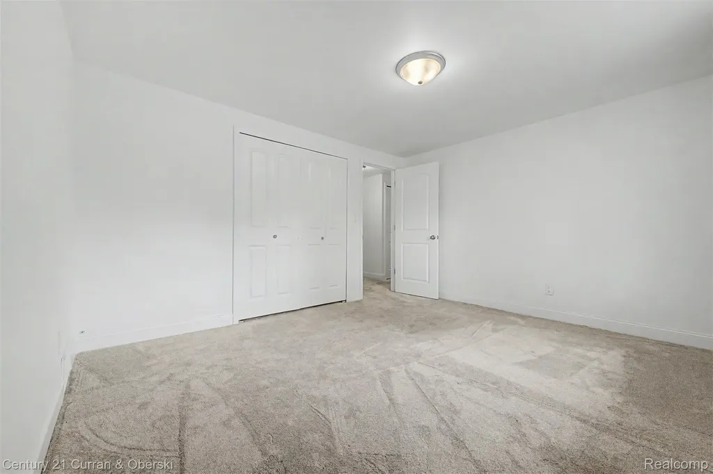 8834 Dublin Way Sterling Heights City MI 48314