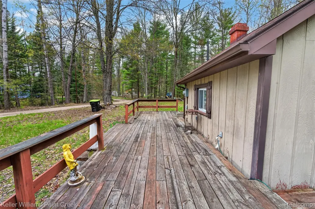 5429 Daily Road Clement Township MI 48610