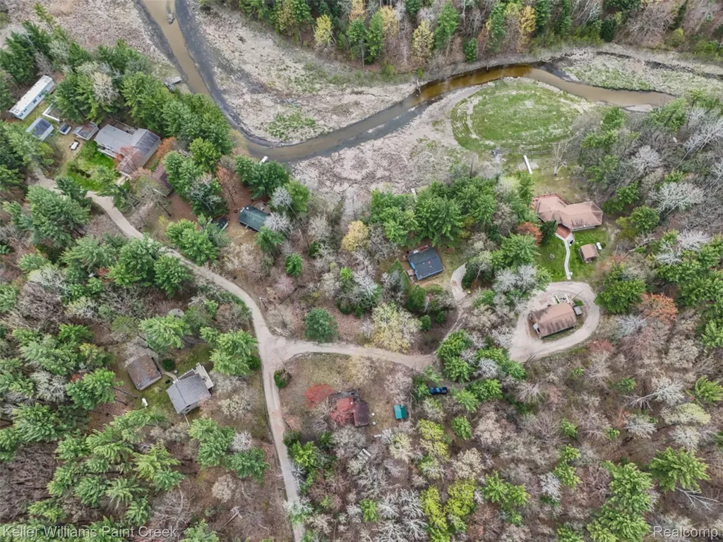 5429 Daily Road Clement Township MI 48610